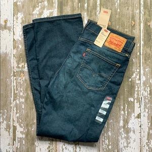 Levi’s 514 straight jeans with stretch. 35x32